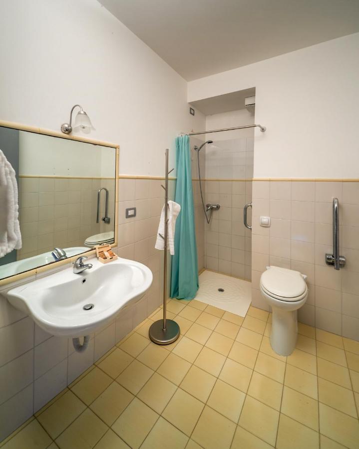 Recchi Franceschini Bike Hotel Last - Minute - Availability Montalto delle Marche 외부 사진