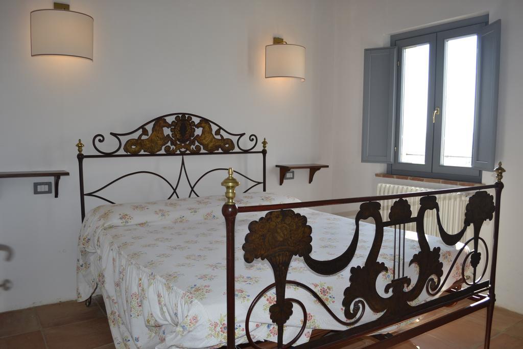 Recchi Franceschini Bike Hotel Last - Minute - Availability Montalto delle Marche 객실 사진